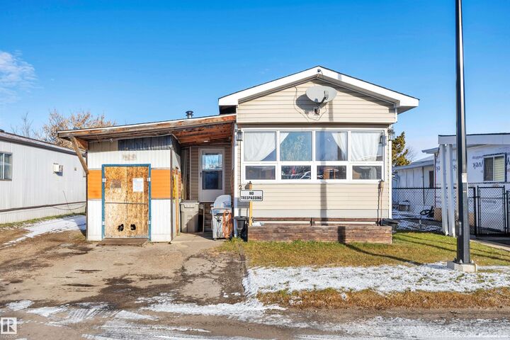 Property Photo:  21 Calmar Mobile Home Park  AB T0C 0V0 