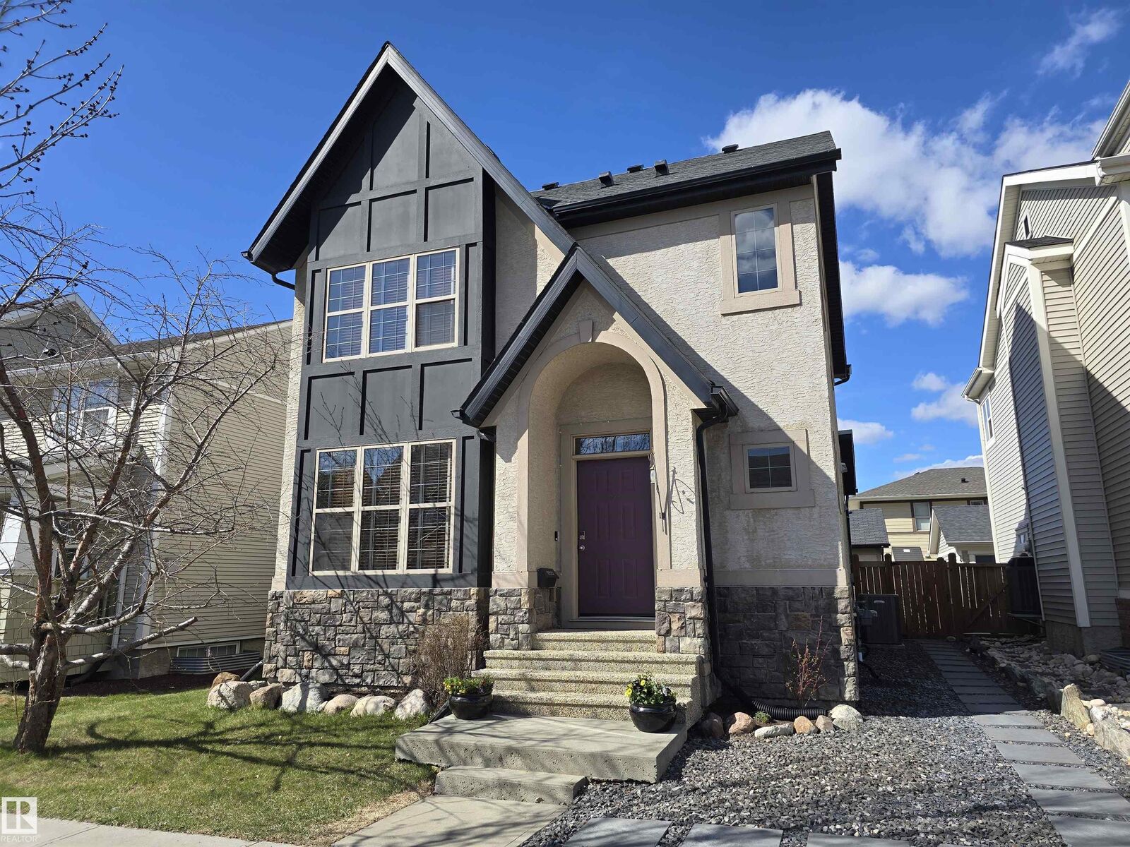 Property Photo:  1205 Colonel Stone Avenue NW  AB T5E 0E4 