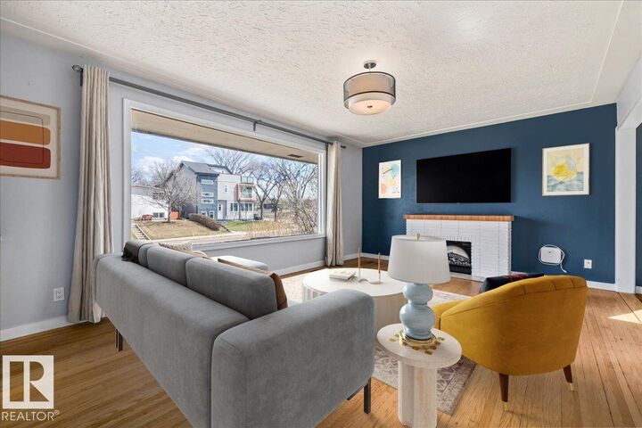Property Photo:  9828 79 Street NW  AB T6A 3G1 