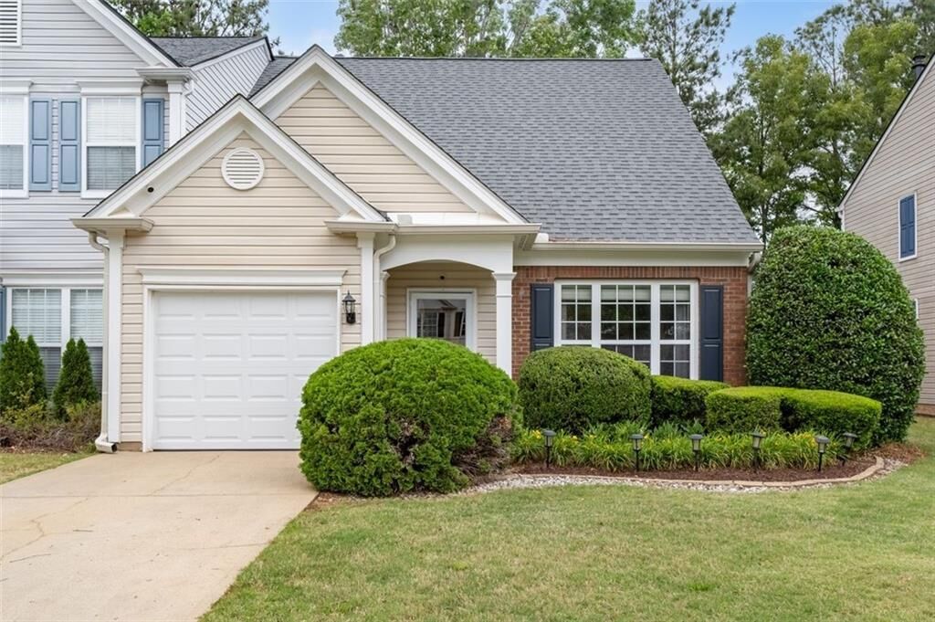 Property Photo: 5368 Medlock Corners Drive GA 30092