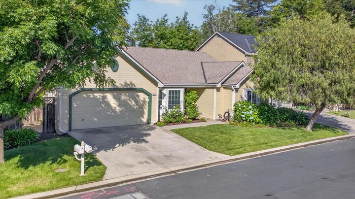Property Photo:  10771 N Windham Bay Circle  CA 93730 