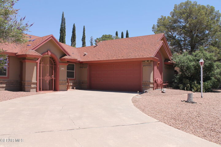 Property Photo:  6433 Amposta Drive  TX 79912 