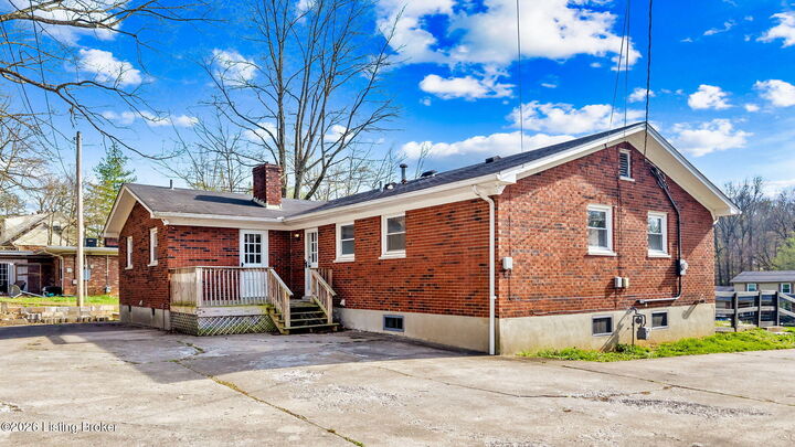 Property Photo:  8199 Arnoldtown Rd  KY 40214 