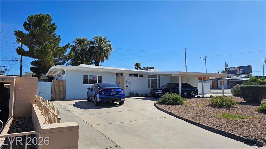 Property Photo: 1516 San Pedro Avenue NV 89104