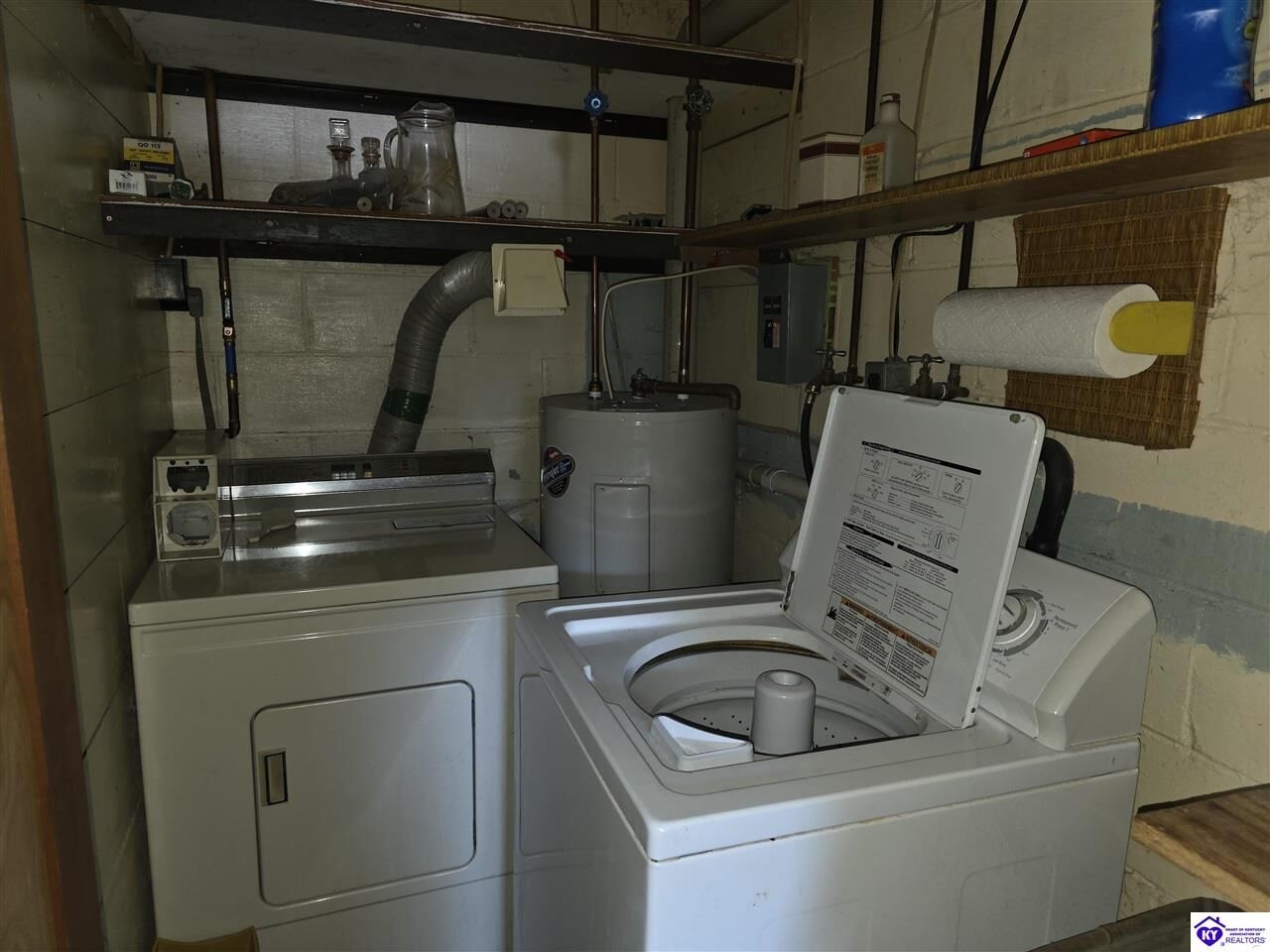 Property Photo: 2408 Hill Street KY 40175
