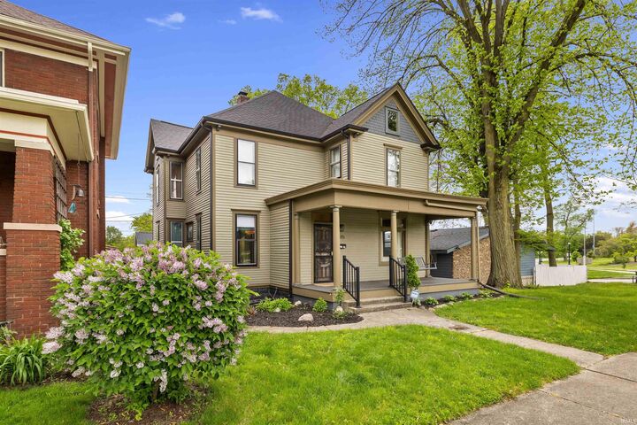 Property Photo:  1415 Swinney Park Place  IN 46802-4108 