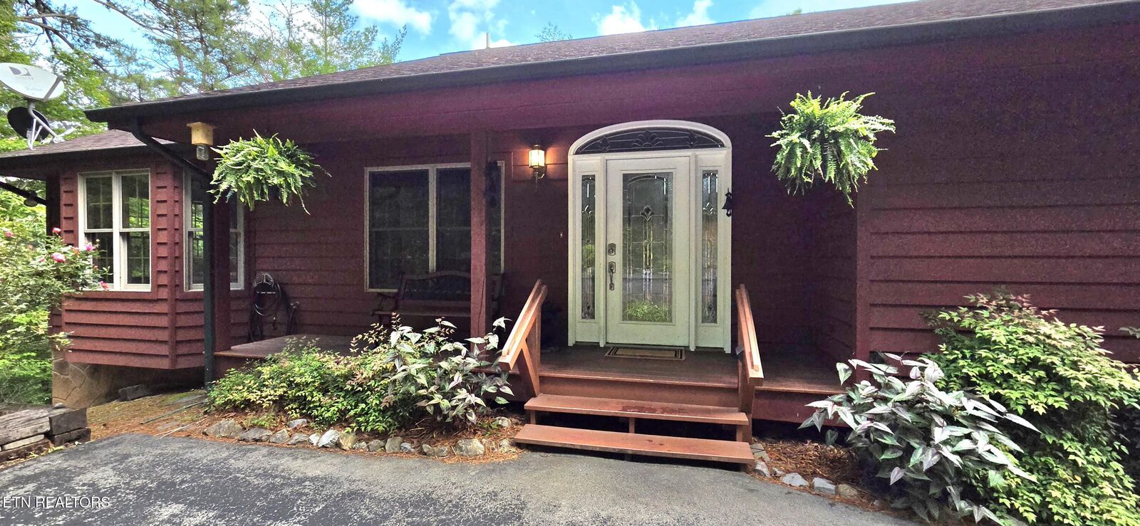 Property Photo: 229 Cobblestone Way TN 37882