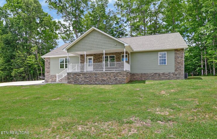 Property Photo:  310 Summerwind Drive  TN 38571 
