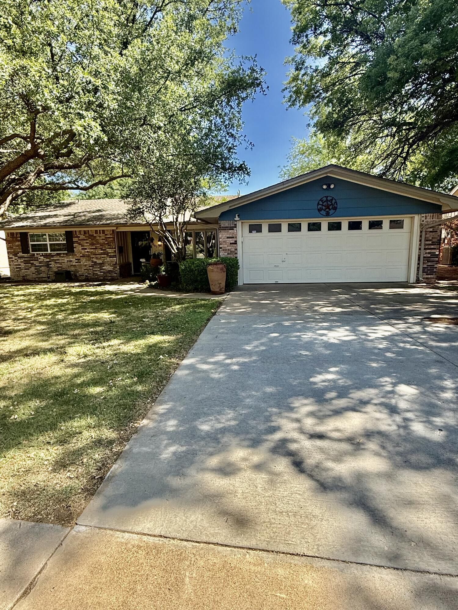 Property Photo:  3101 59th Street  TX 79413 