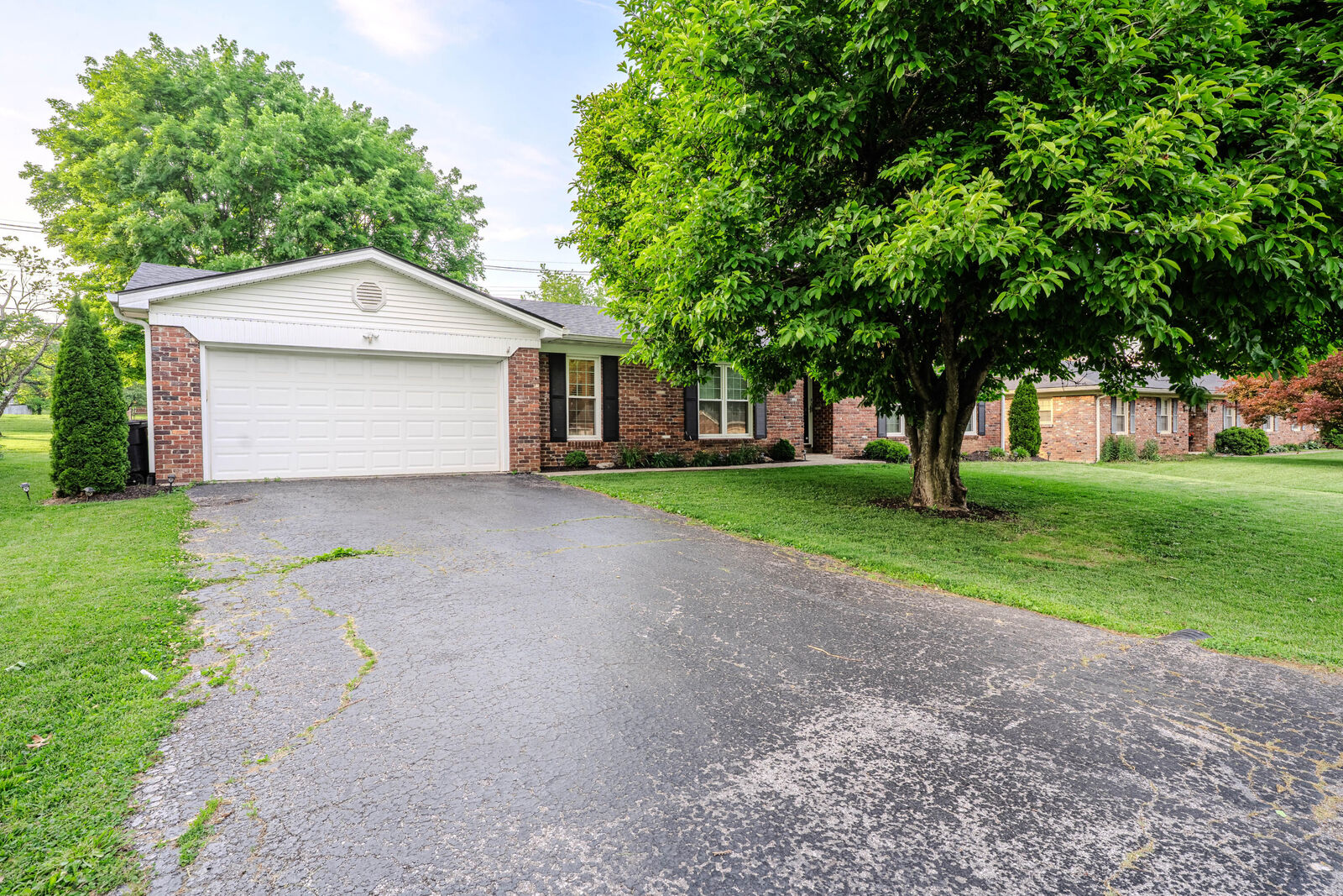Property Photo:  1229 Miami Trail  KY 40601 