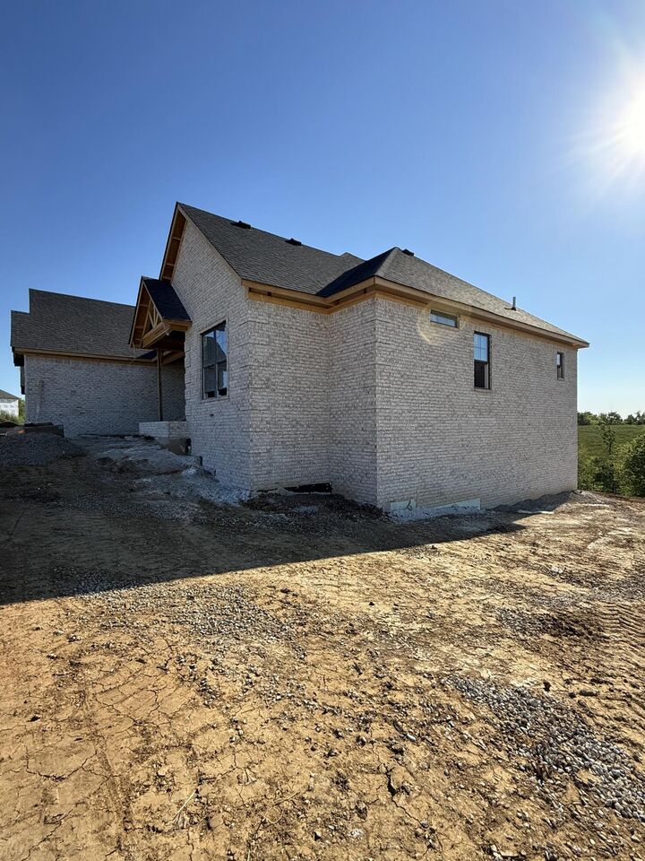 Property Photo:  229 Brandenburg Way  KY 40475 