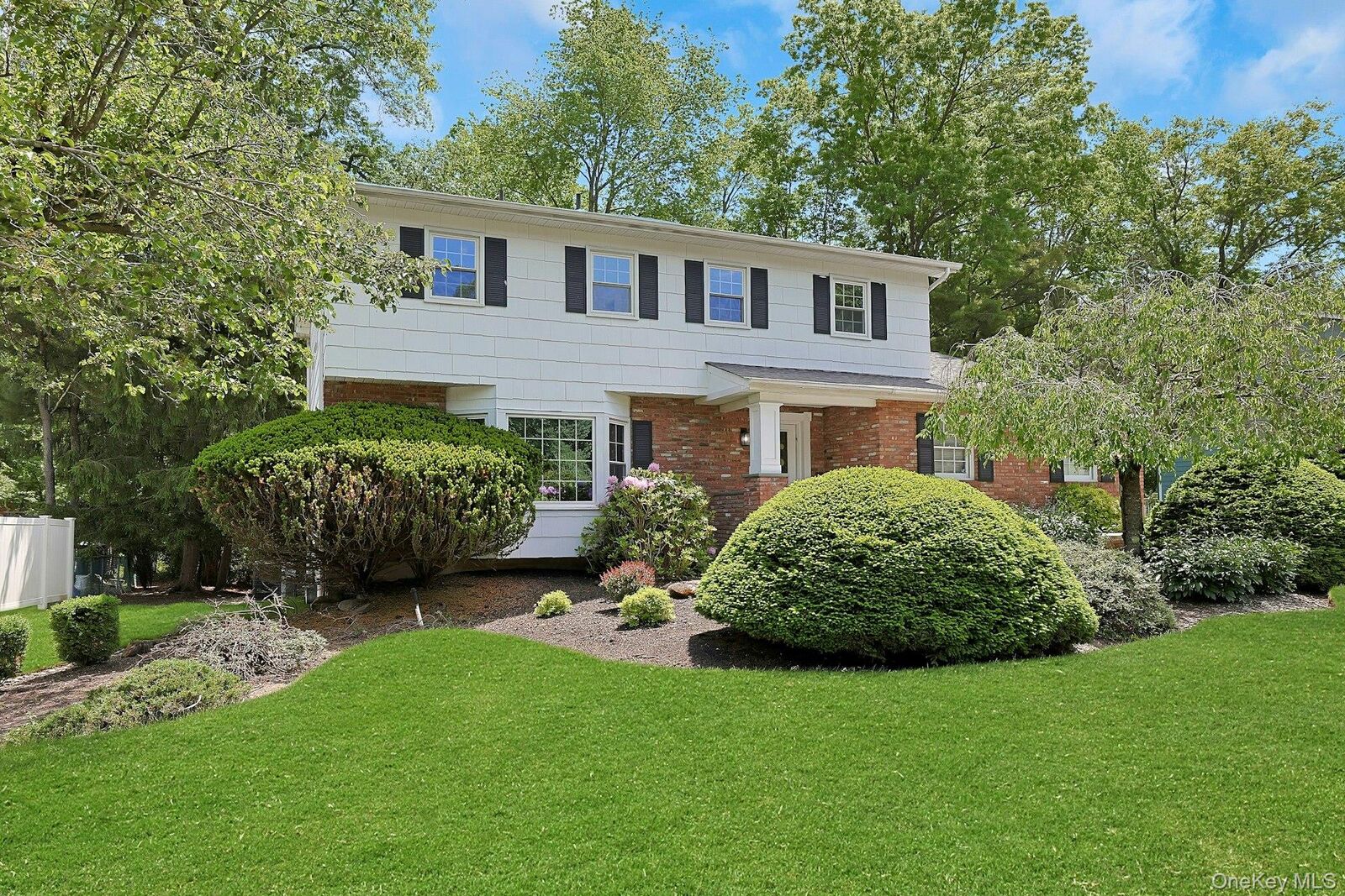Property Photo:  44 Ruth Drive  NY 10956 