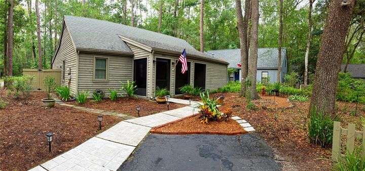 Property Photo: 5201 SW 86 Terrace FL 32608
