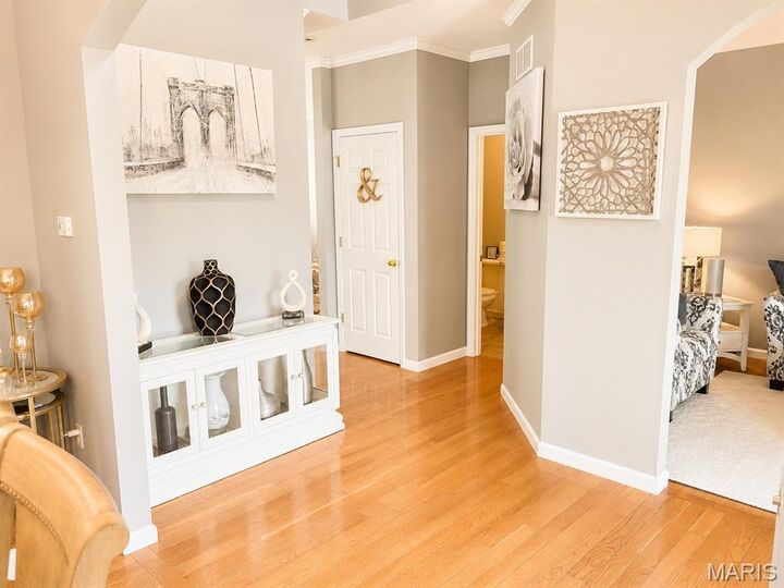 Property Photo: 1126 Manor Cove Drive MO 63304