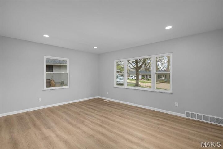Property Photo:  1171 Ascot Lane  MO 63122 