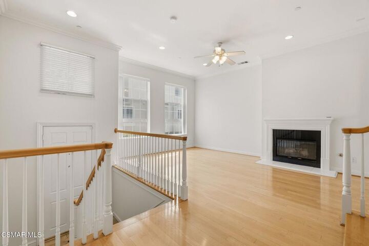 Property Photo:  4118 W Kling Street  CA 91505 