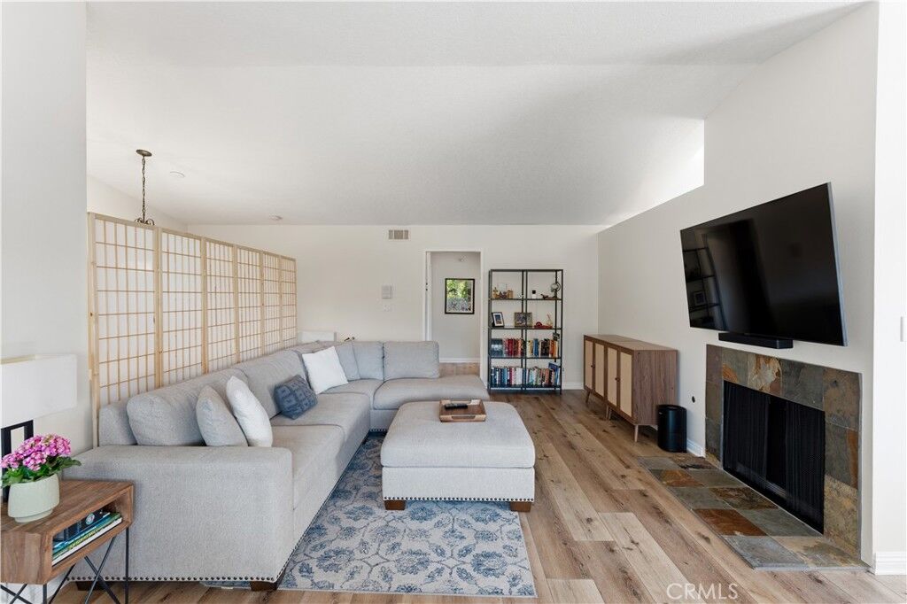Property Photo:  29123 Thousand Oaks C  CA 91301 