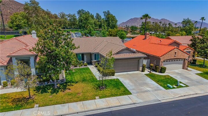 Property Photo: 28956 Raintree CA 92584