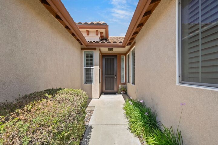 Property Photo: 29190 Ridgestone CA 92584