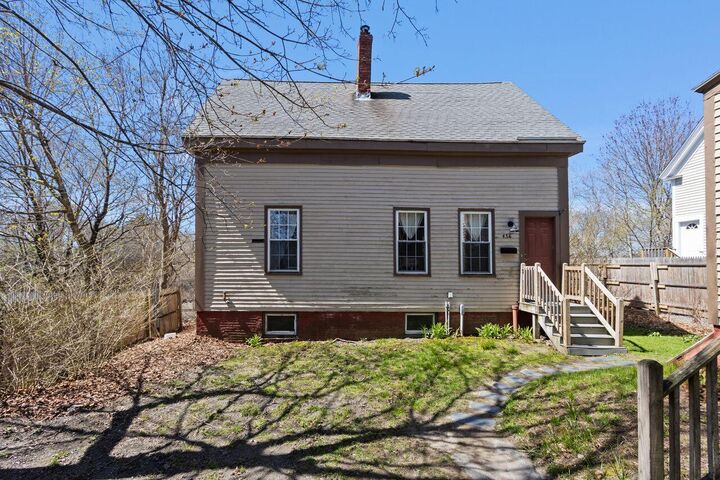 Property Photo:  438-440 St. John Street  ME 04102 