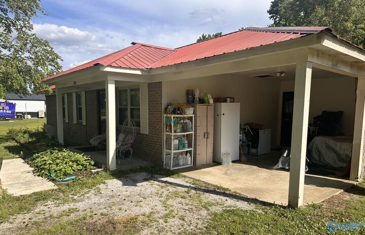Property Photo:  572 Jefferson Street  AL 35618 