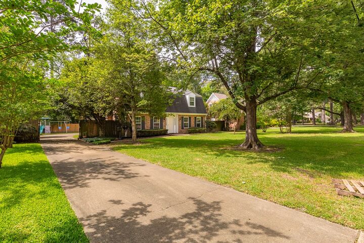 Property Photo:  1209 Wildbriar Drive  TX 75904 