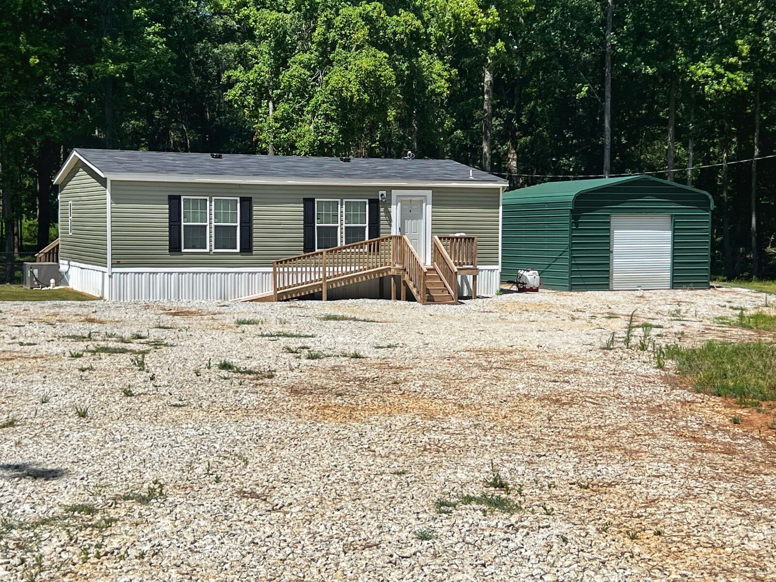 Property Photo:  359 Poplar Lane  GA  