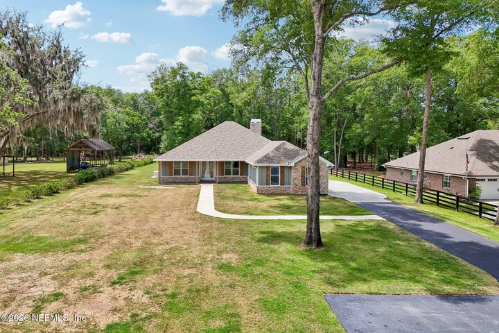 Property Photo:  720 Arthur Moore Drive  FL 32043 