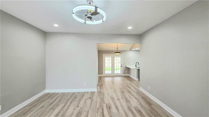 Property Photo: 1401 Drake Lane LA 70053