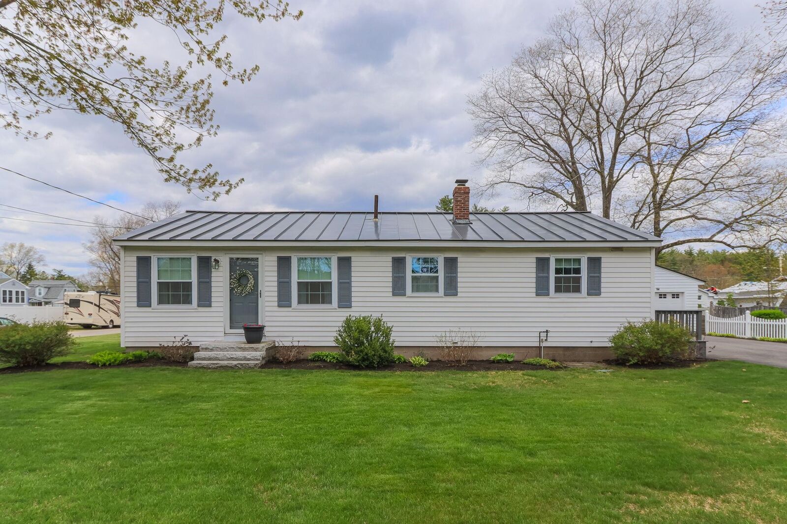 Property Photo:  59 Manor Road  NH 03303 