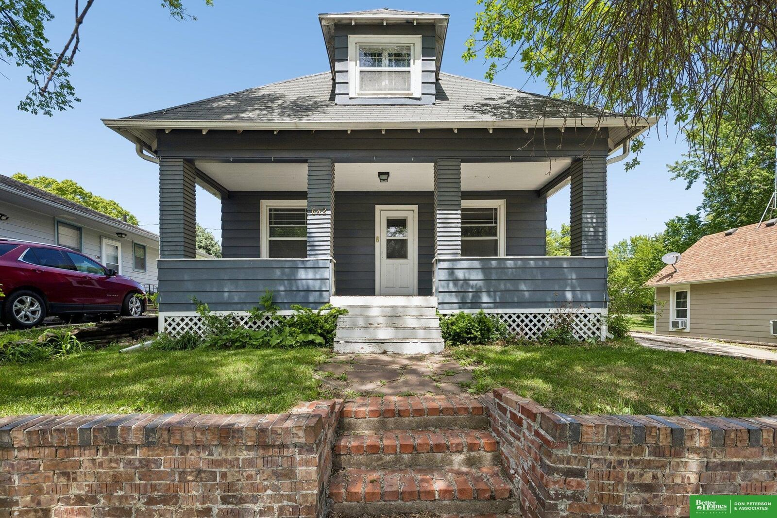 Property Photo:  642 6th Street  NE 68446 