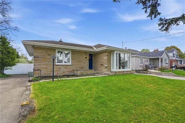 Property Photo:  23 McMaster Avenue  ON L9H 4M6 