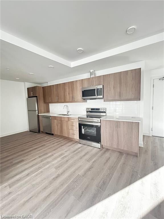 Property Photo:  1333 Weber Street 905  ON N2A 1C2 