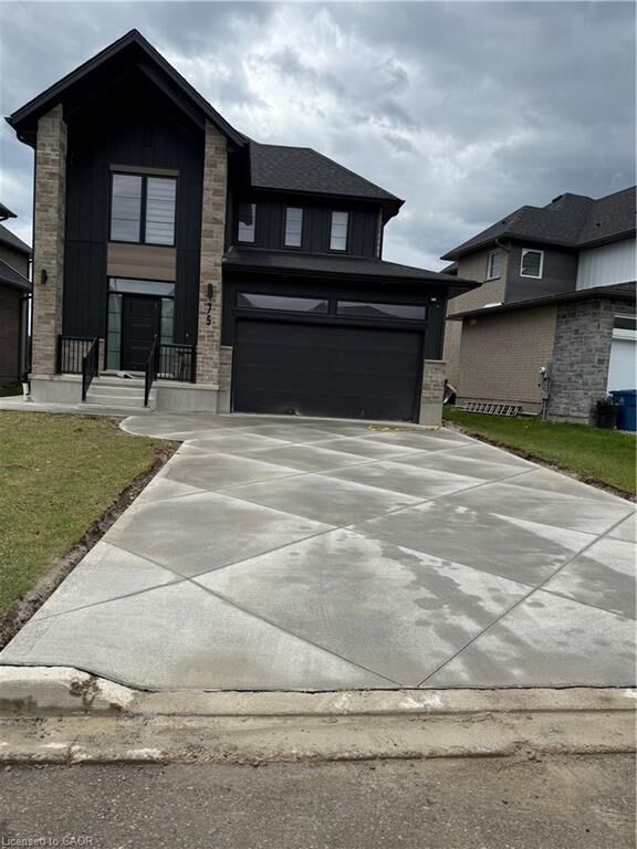Property Photo:  75 Oj Gaffney Drive 2 (Lower Unit)  ON N5A 0K8 