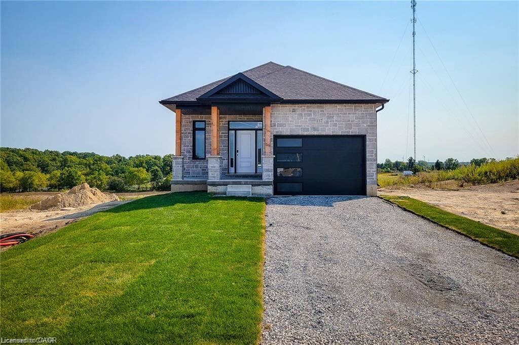 Property Photo:  137 Pike Creek Drive  ON N0E 1E0 