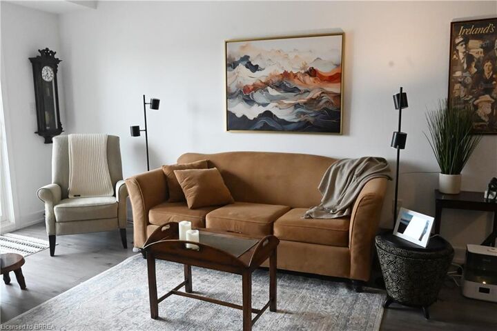 Property Photo:  4 Spice Way 204  ON L9J 0M2 
