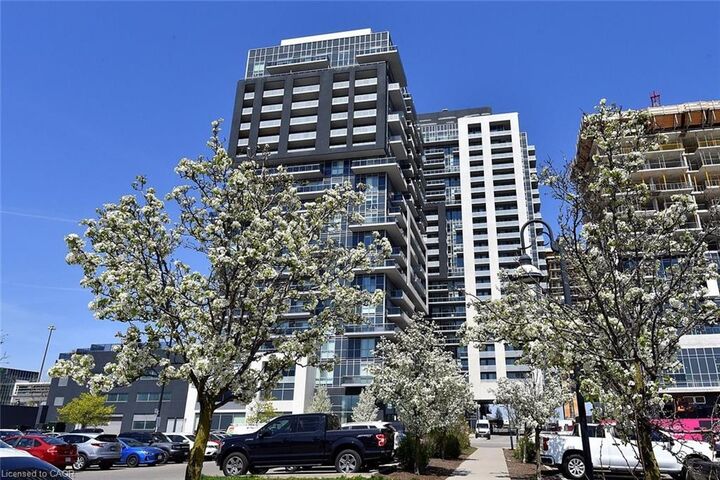 2081 Fairview Street 1003 — photo 1