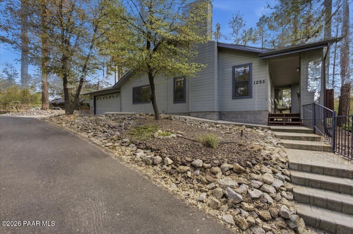 Property Photo:  1295 Pinecone Terrace  AZ 86303 