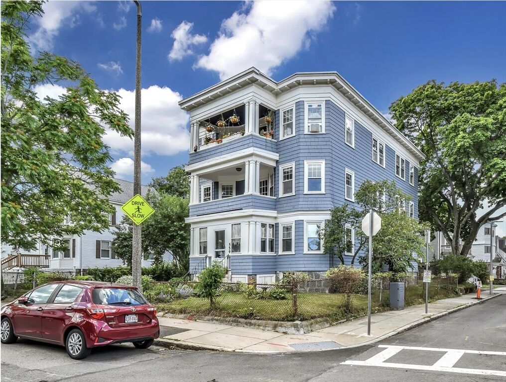 Property Photo:  559 Adams St 2  MA 02124 