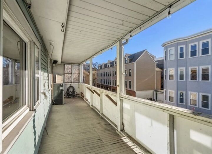 Property Photo:  64 Elm St Apt 2  MA 02139 