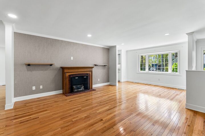 Property Photo:  5 Marsden Ct  MA 02771 