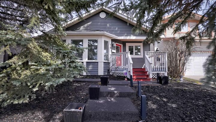 Property Photo:  48 Riverbrook Road SE  AB T2C 3P9 