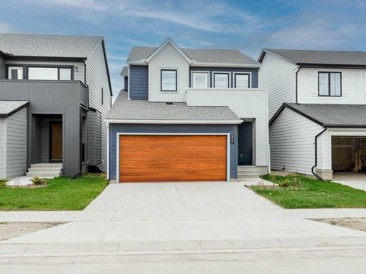 317 Baneberry Way SW — photo 1