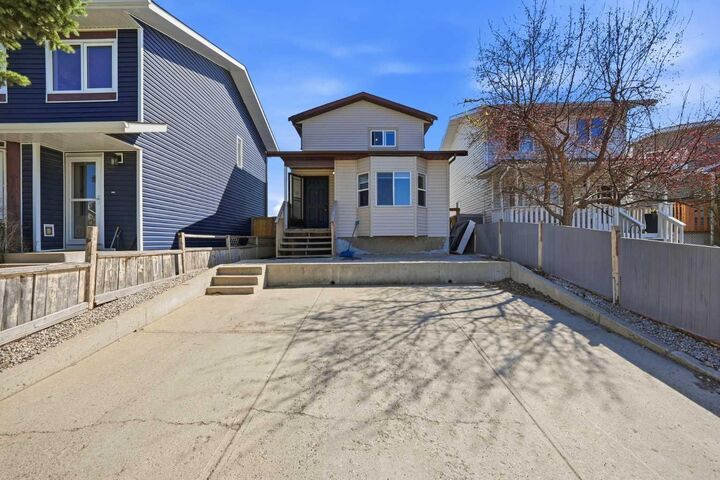 Property Photo:  65 Falmere Way NE  AB T3J 2Y7 