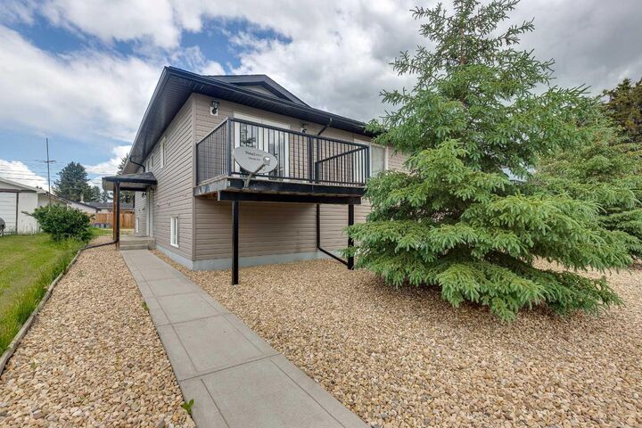 Property Photo:  4626 51 Avenue  AB T0C 2J0 