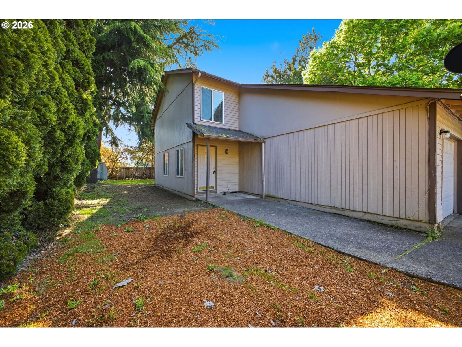 Property Photo: 627 SE 132nd Ave WA 98683