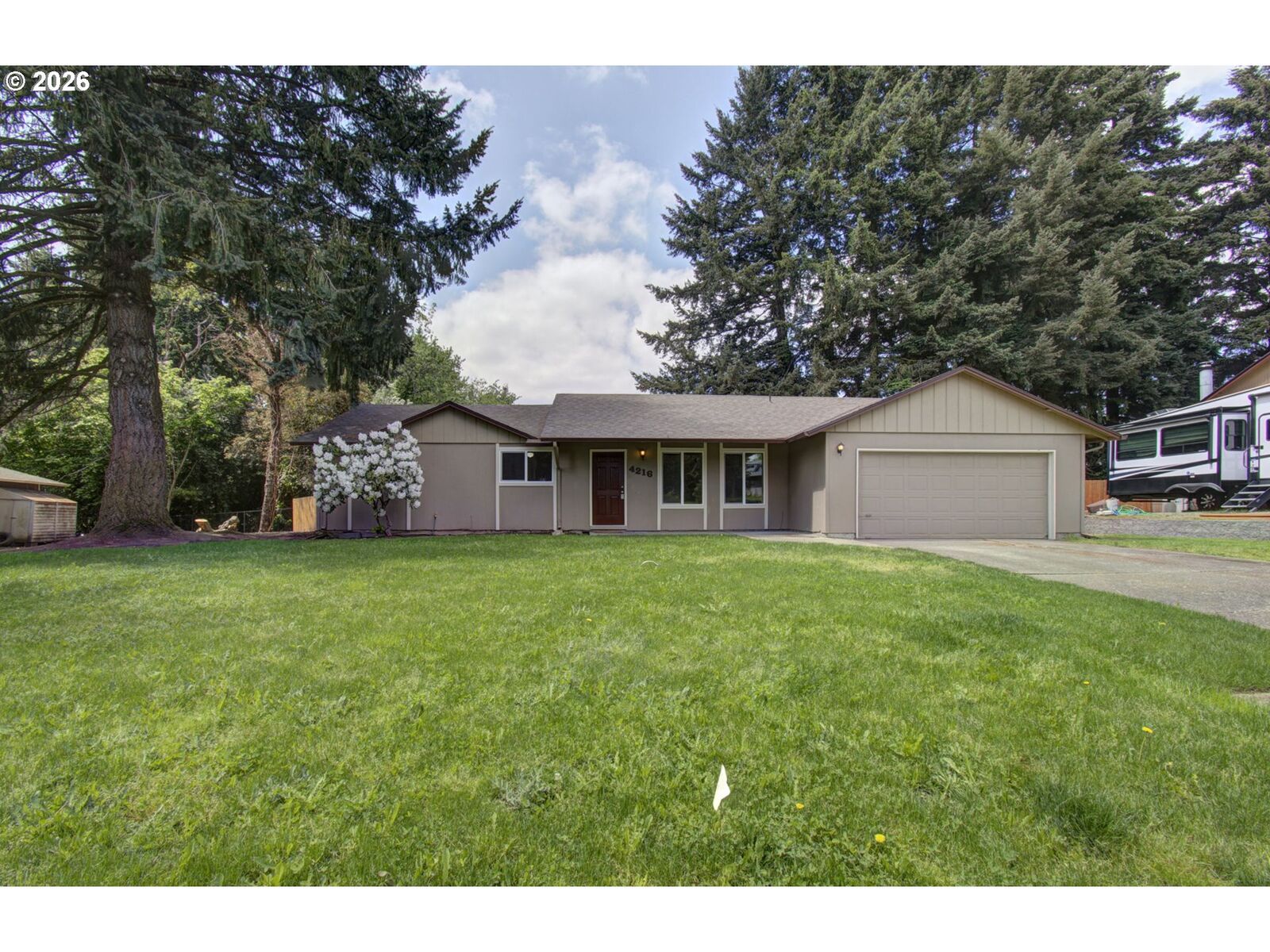 Property Photo:  4216 NE 45th Ave  WA 98661 