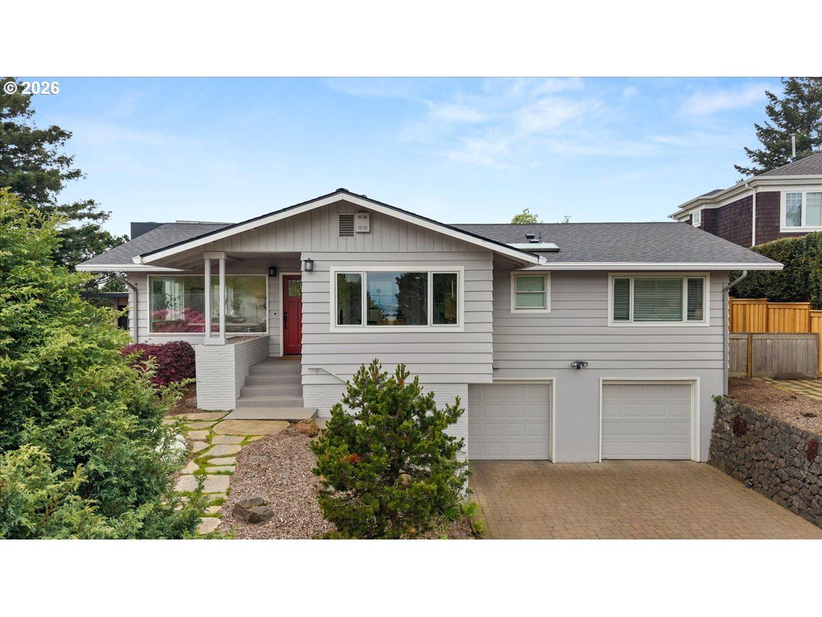 Property Photo:  4059 SW Patrick Pl  OR 97239 