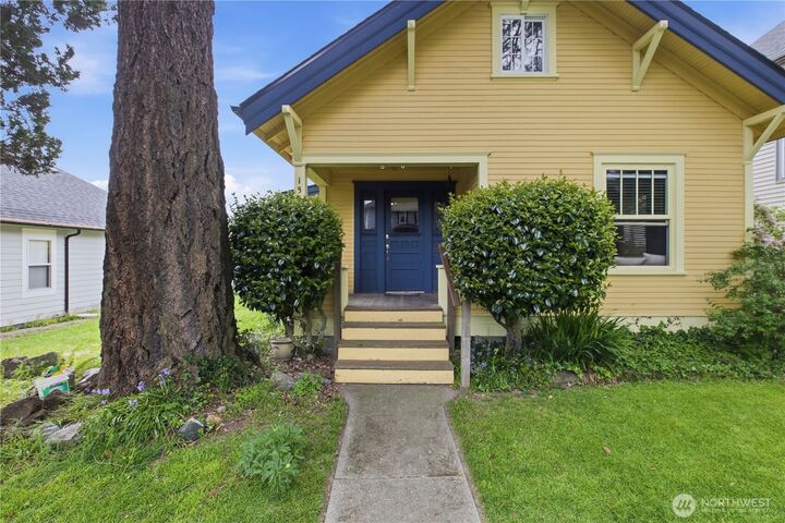 Property Photo:  1515 N Anderson Street  WA 98406 