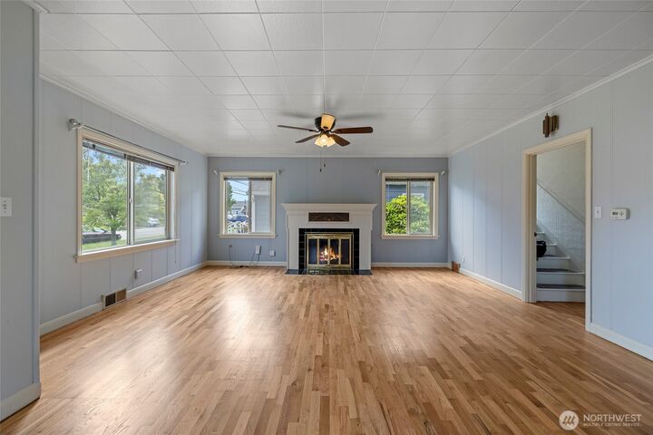 Property Photo:  428  Jameson Street  WA 98284 
